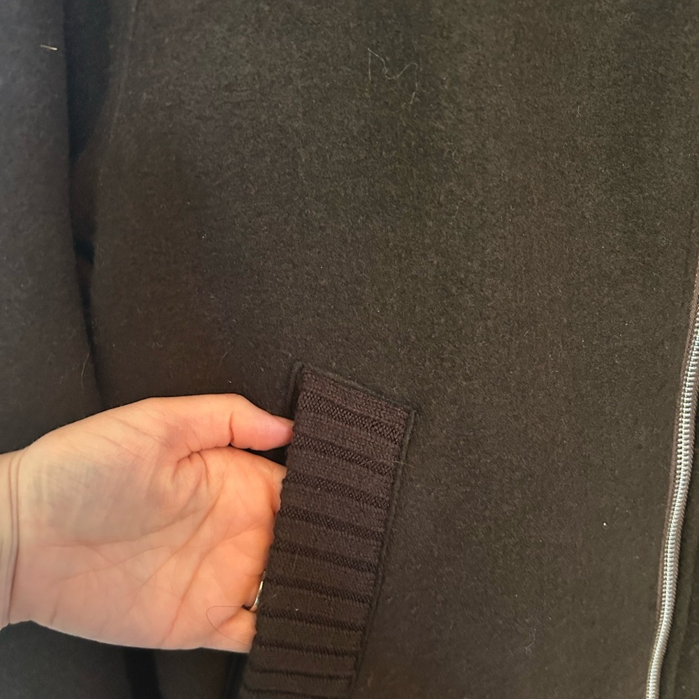 Varley Reno reversible jacket - Picture 3 of 8
